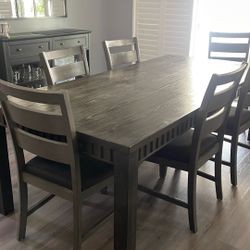 Dining Table And Chairs 