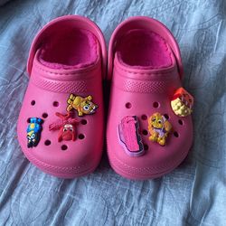 Toddler Lined Crocs (hot pink)