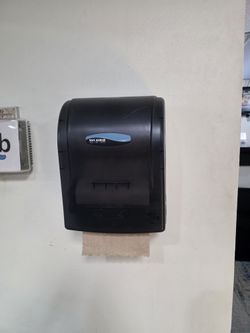 Paper Towel Dispensers X 4