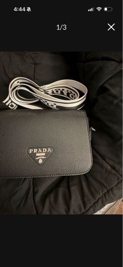 Side bag still like new with strap new never used need gone don’t need asking 150