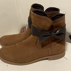Ugg Boots Size 6.5