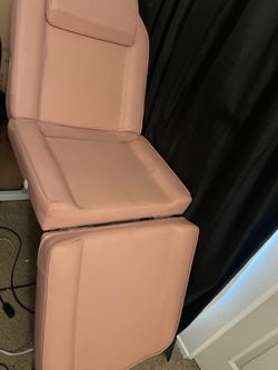 Salon chair