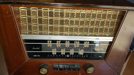 Tube radio