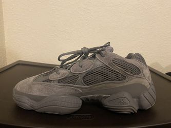 Yeezy Granite  7  1/2 