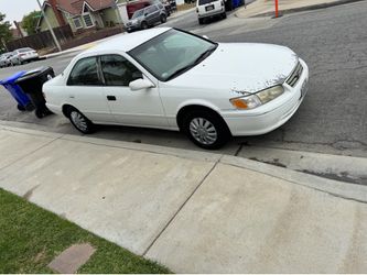 2000 Toyota Camry