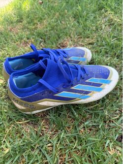 Soccer cleats adidas Messi boys size 4