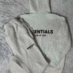Essentials hoodie/sweatpants