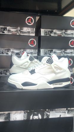 Brand new men's Nike air Jordan retro 4 flight club sizes 10 &10.5 only