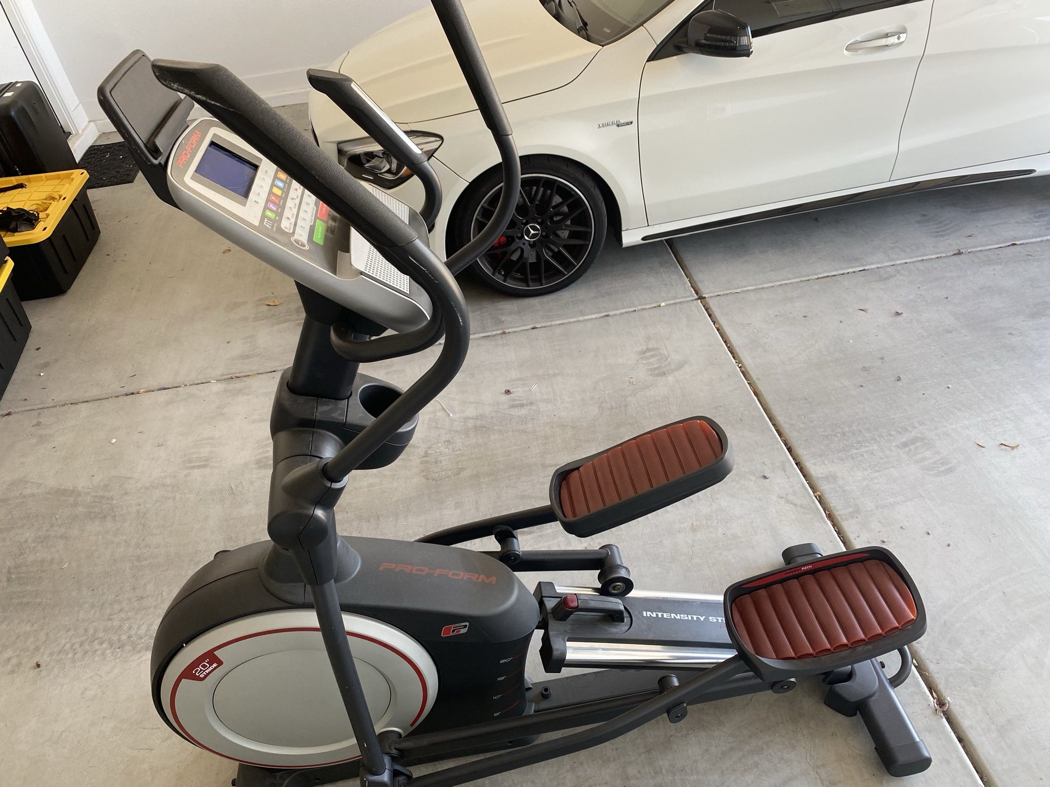 Elliptical Exercise machine 