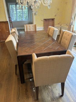 Vintage Dining Table With 6 Chairs