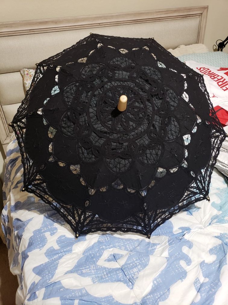 Lace umbrella/parasol.