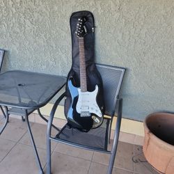 FENDER STARCASTER ELECTRIC GUITAR