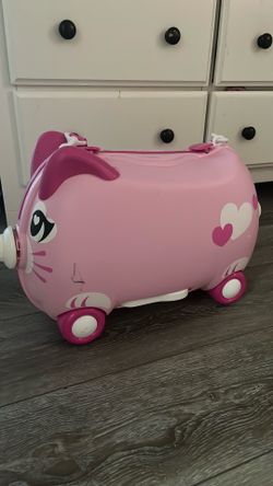 Huffy Kitty Pink Pack N Fun Carry-on Luggage