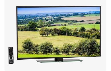 Used Insignia NS-40D420NA16 TV With Remote
