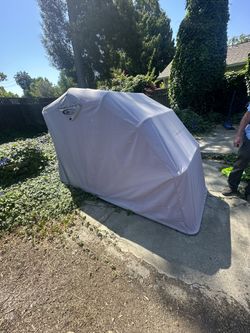 Bike shield Shelter