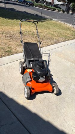 Husqvarna motor Honda good condition