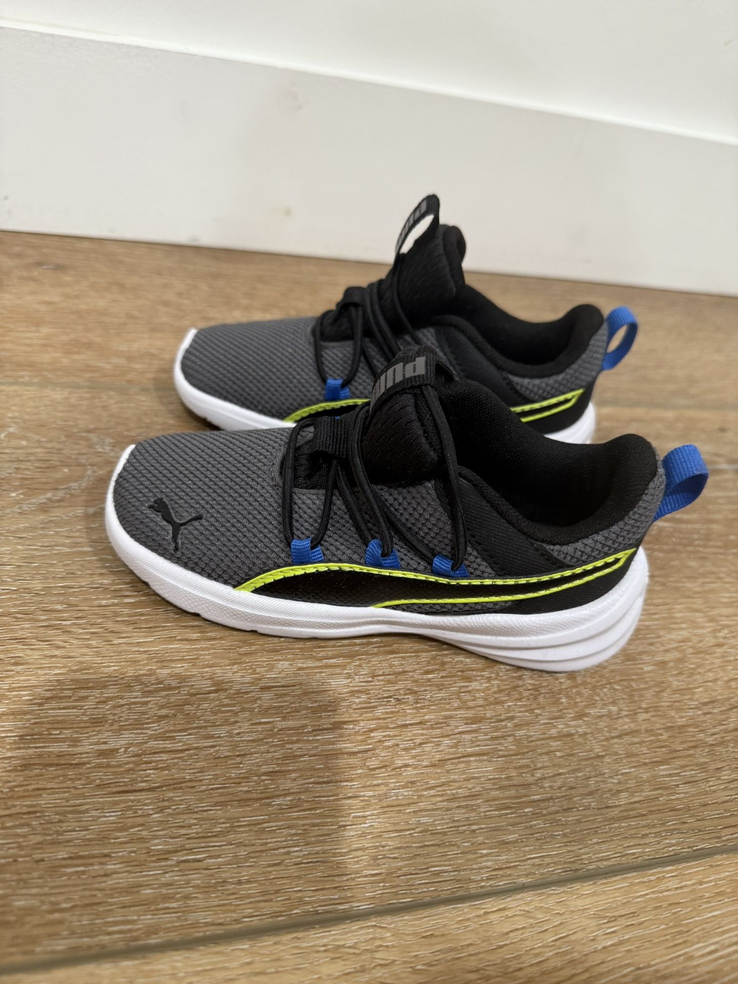 Kids Puma Sneakers
