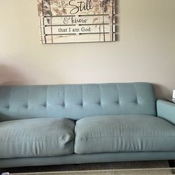 COUCHES