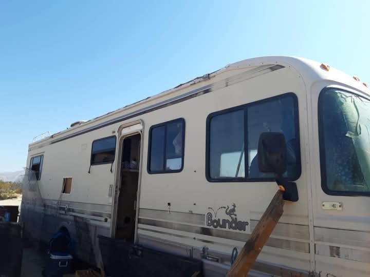 1991 or 1992 Fleetwood Bounder