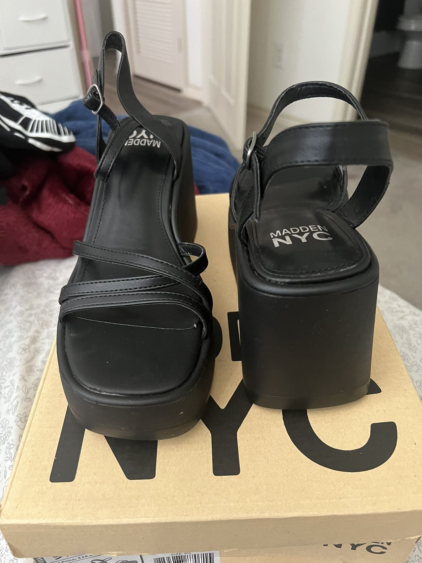 Women shoes