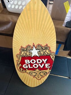 Body Glove skimboard