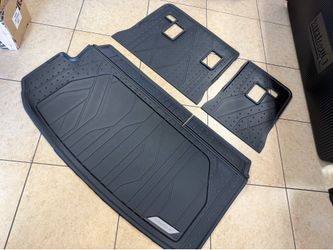2018/2023 TRAVERSE ALL CARGO LINER