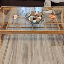 2 end tables and a coffee table $250 obo