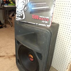 Starter Hard Hitting bass..15 And Amp Package 