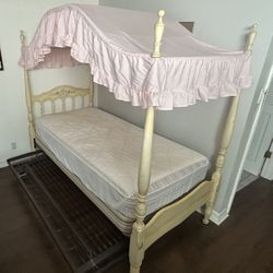 Twin Canopy Bed