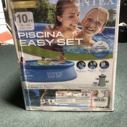 10ft Intex Pool With Pump