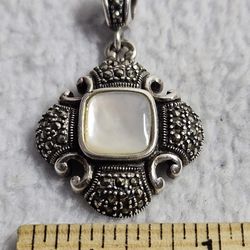 Thailan 925 Sterling Silver Mother of Pearl Marcasite Four Way Cross Pendant
