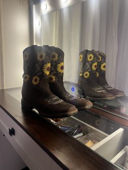 Sunflower Boots