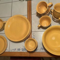 Dinnerware 21 Pieces 