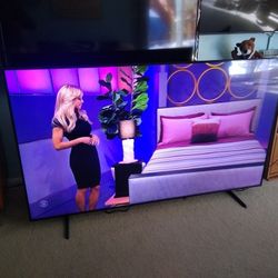 SAMSUNG 50" 4K UHD SMART TV W BLUETOOTH HDR & VOICE  CAPABILITY 