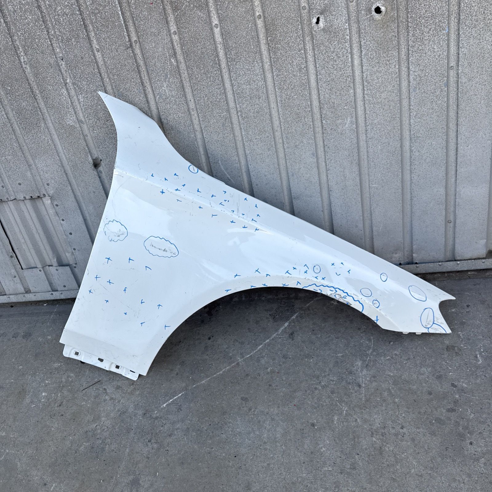 2014 2015 2016 2017 2018 2010 2020 Mercedes Benz S Class S-class S450 S5500 S50 S600 Fender Right Passenger side RH USED OEM ORIGINAL