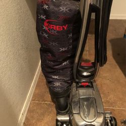 KIRBY AVALIR VACUUM AND SHAMPOO SYSTEM 