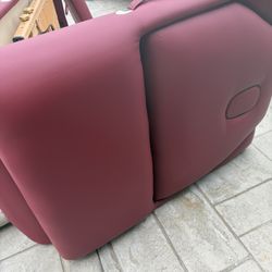 Massage Table - Portable 