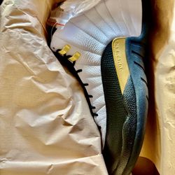 Air Jordan 12 Royalty Taxi 