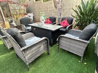 Patio furniture set outdoor new in the box