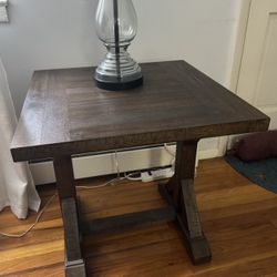 End table