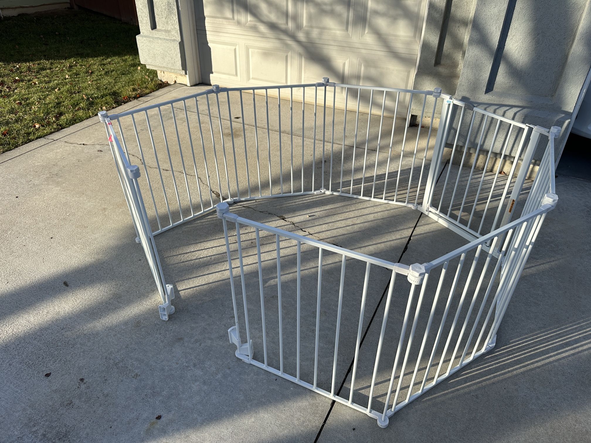 Folding Dog / Baby Gate