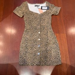 Pretty Little Thing Women’s Dress