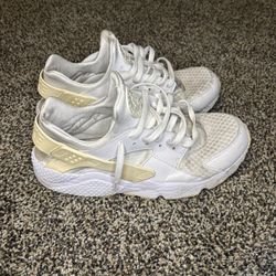 Nike Air Huarache Triple White 2019
