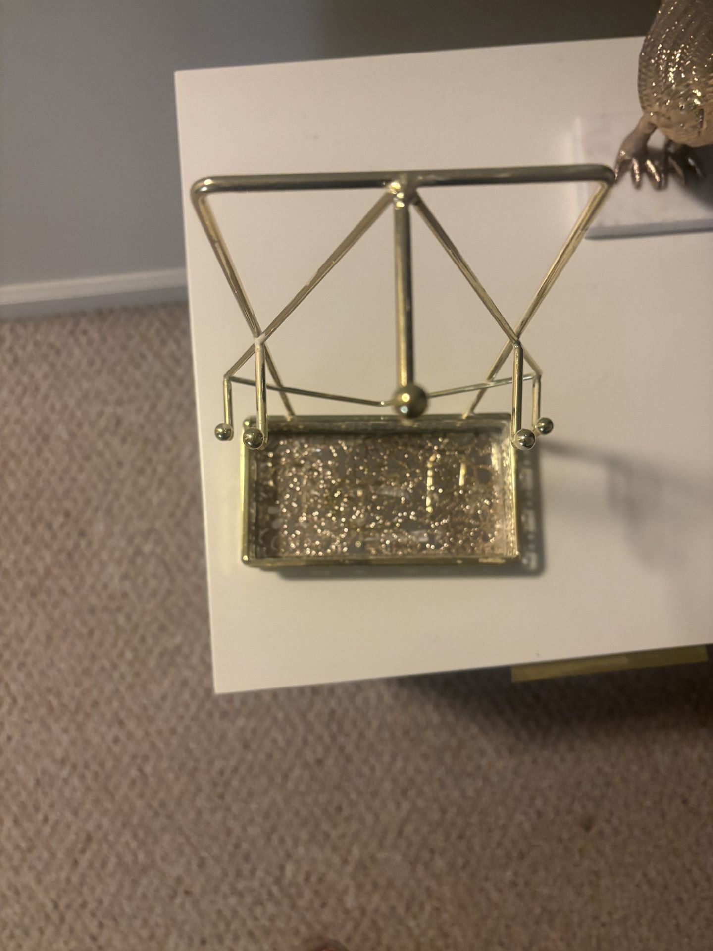 Necklace /jewelry Holder