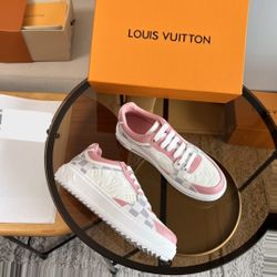Louis Vuitton Time Out 37