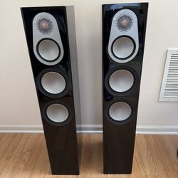 Monitor Audio Silver 300 High Gloss Black Audiophile floor-standing speakers