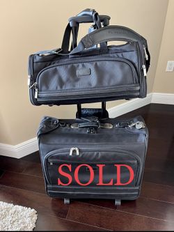 El Portal Luggage - Carry On Bag (Only)