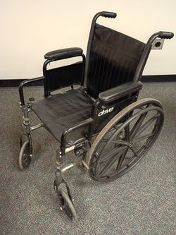 Drive Medical Manual Wheelchair