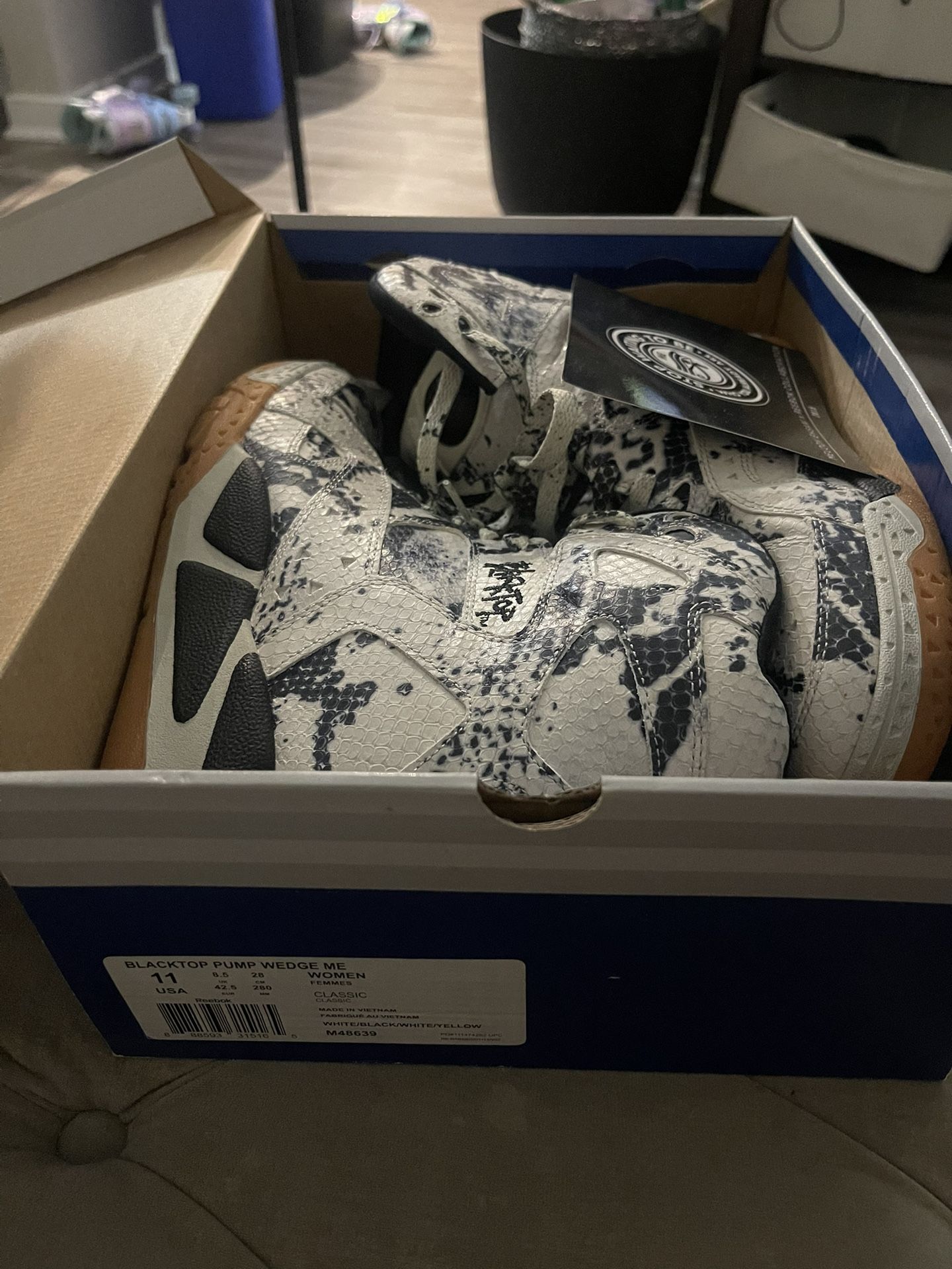 Melody Ehsani Reebok Pumps (Rare Asf )