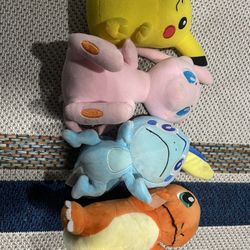 Pokémon Plushies 